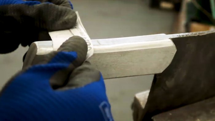 How to cast an aluminum handle for a knife or cleaver