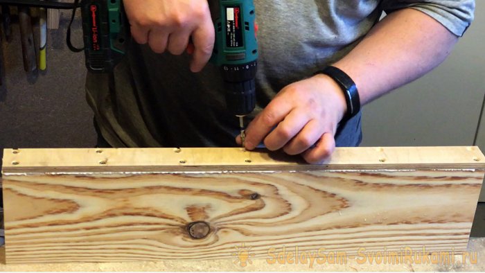 Cross-cut tenoning carriage for box joints