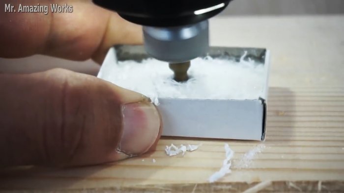 Is the combination of soda and superglue really so reliable? Let's check