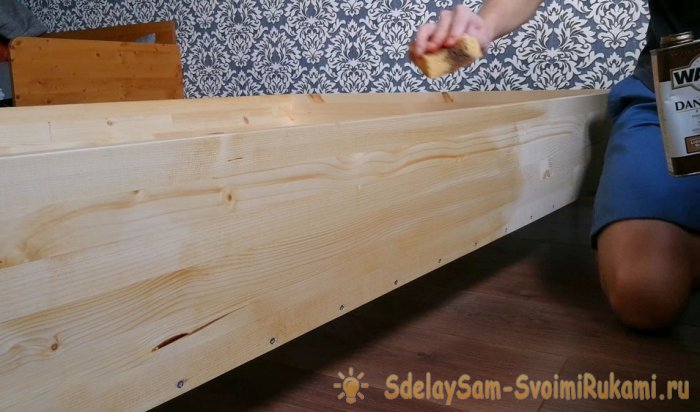 Simple DIY bed