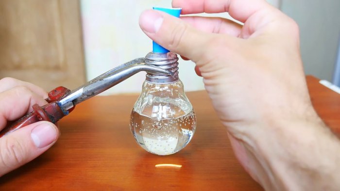 3 useful ideas from a burnt-out incandescent lamp