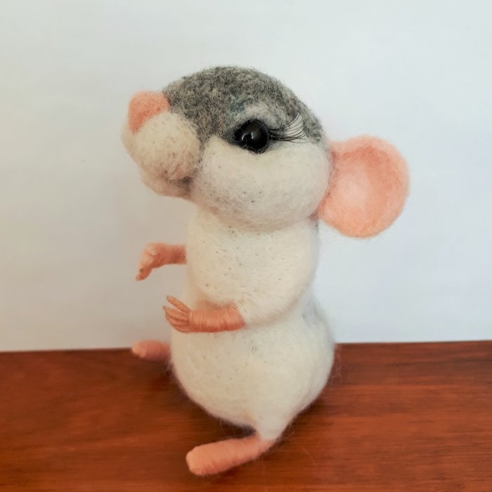 Mouse wool toys