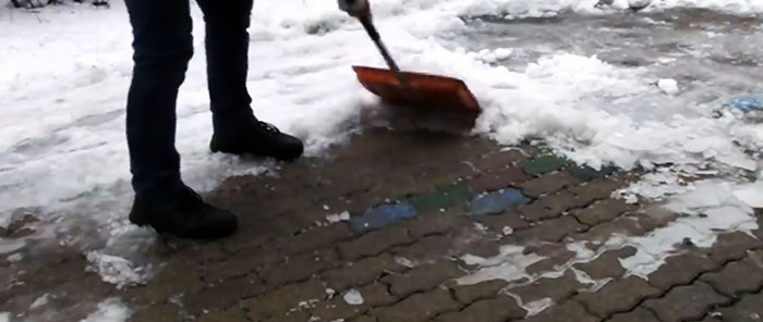 How to make a snow shovel from PVC pipe