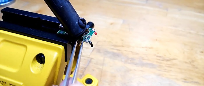 How to quickly convert a soldering iron into a soldering iron