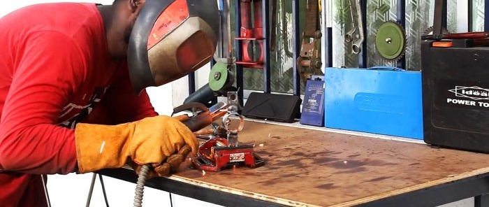 How to turn a drill into a router using simple equipment