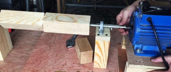 Homemade drum sanding and calibrating machine for wood