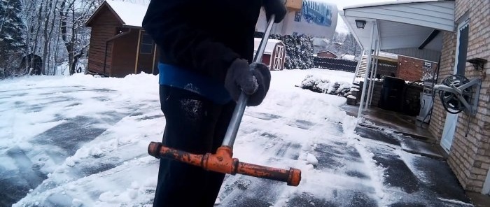 How to make a snow shovel from a putty bucket