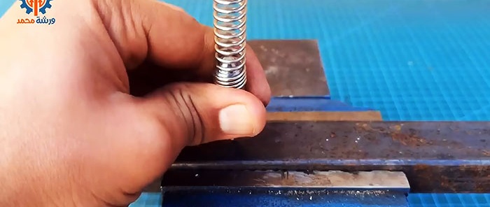 4 necessary tools from a regular bolt