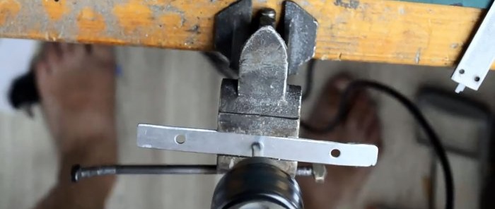 How to make a hand sewing machine for leather