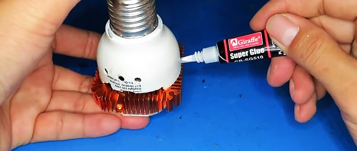 How to make a powerful 100 W LED lamp from a broken energy-saving lamp