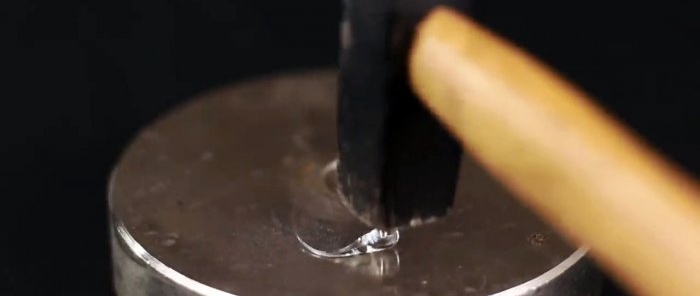 7 incredible tricks with glass