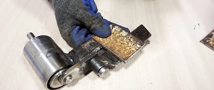 Fast metal shears driven by an electric drill