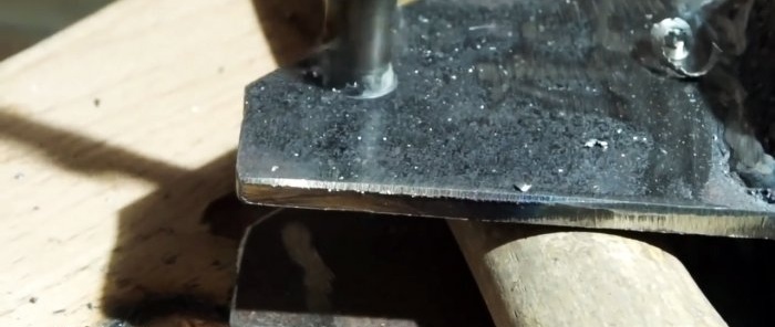 Homemade drill attachment for quick cutting of sheet metal