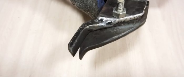 Homemade drill attachment for quick cutting of sheet metal