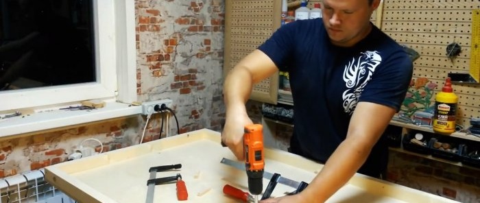 How to make a stable folding travel table with your own hands