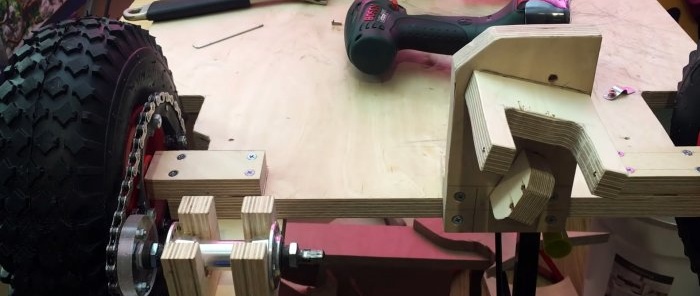 How to make a children's electric car from plywood and a screwdriver