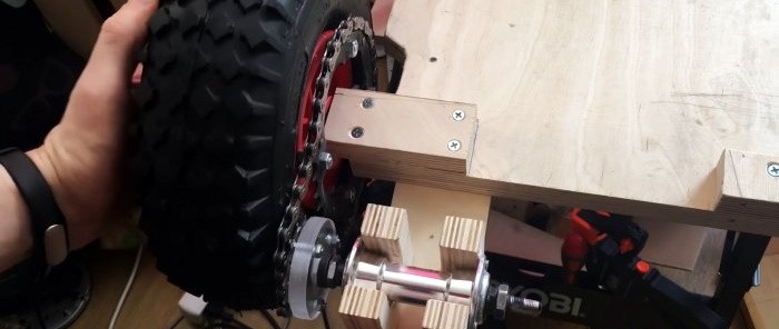 How to make a children's electric car from plywood and a screwdriver