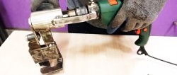 Fast metal shears driven by an electric drill