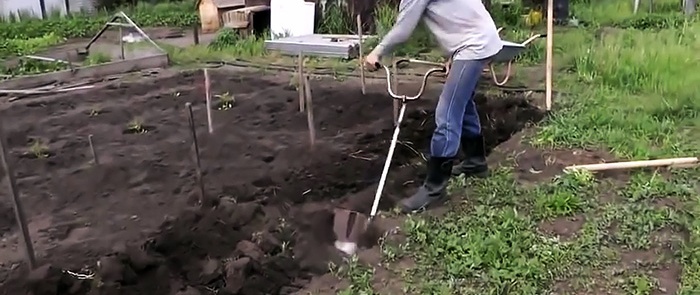 How to make a special shovel for those who have back pain 2 options