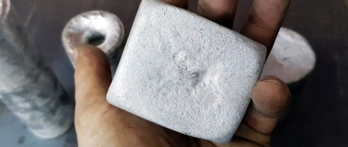 How to melt aluminum cans into blanks at home