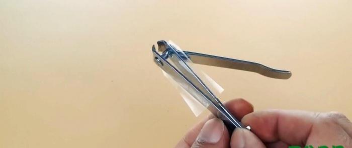 See how many tools a nail clipper can replace