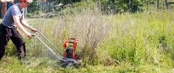 How to make a powerful mower from an old chainsaw that will mow down any vegetation