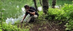 How to make an automatic fishing rod in forest conditions