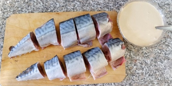 If you cook mackerel, then this is the only way: Mackerel in mustard sauce