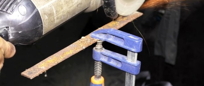 How to make a miniature drilling machine