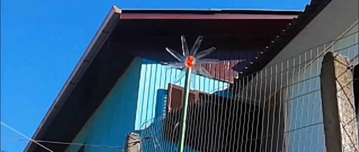 How to make a simple wind vane from a PET bottle in 5 minutes