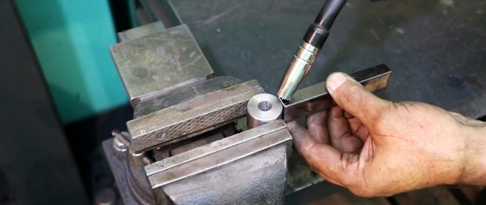 How to make a powerful bending machine for rebar