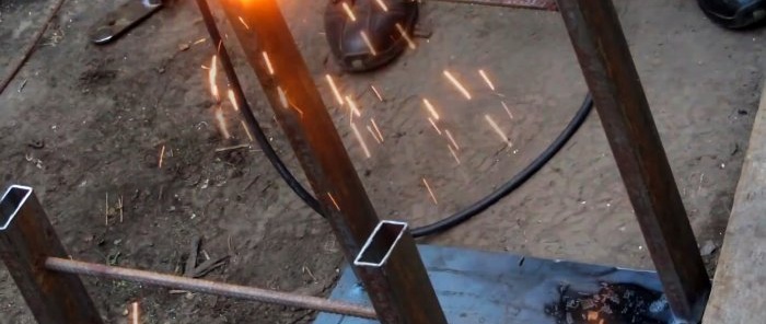 How to make a cross-cutting machine from an old bicycle and an angle grinder