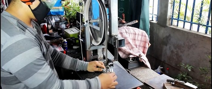 How to make a band saw from bicycle wheels