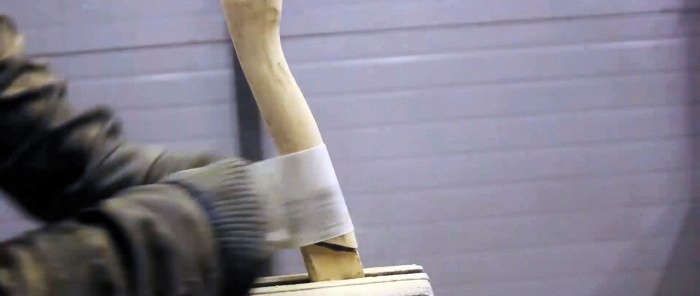 How to make an ax in reverse