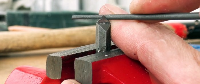 How to make a penny pipe cutter from PVC pipes and for PVC pipes