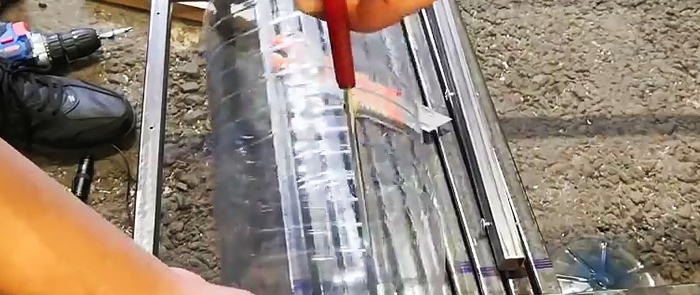 Making tiles from plastic bottles