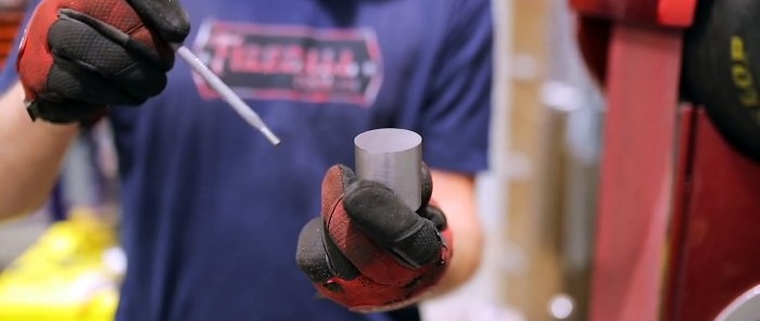 How to remove a seam inside a round pipe