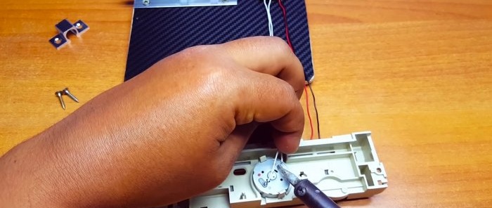 How to make an electronic lock from a DVD drive