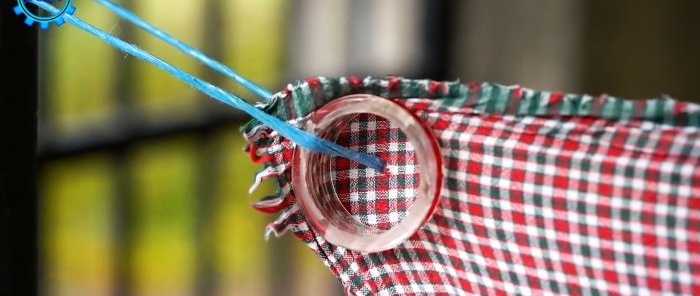 5 useful crafts from the necks and handles of plastic bottles