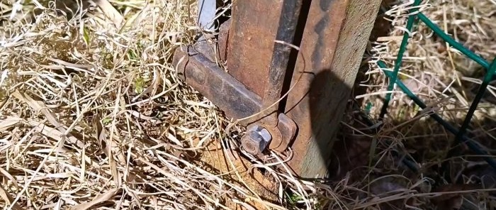 How to make a keyless secret lock for a gate