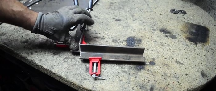 How to make a conductor for quick welding from a brake pad and a gas lift