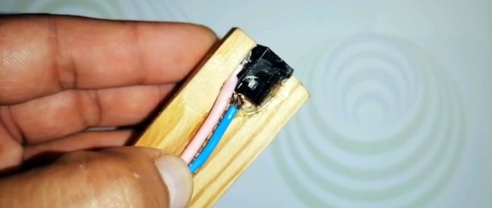 glued connector under the power supply