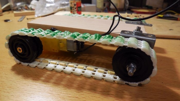 How to make a crawler radio-controlled car