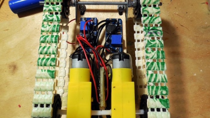 How to make a crawler radio-controlled car