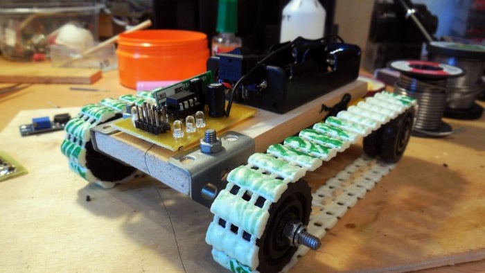 How to make a crawler radio-controlled car