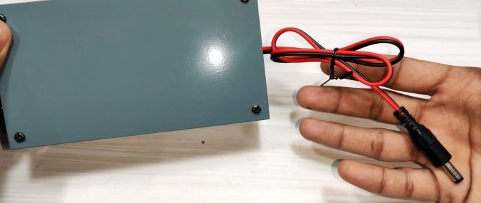 Simple 3 voltage power supply