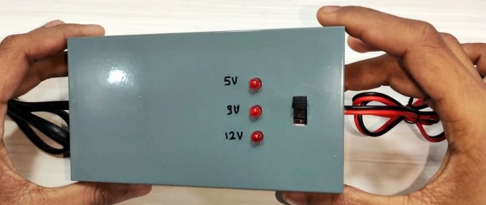 Simple 3 voltage power supply