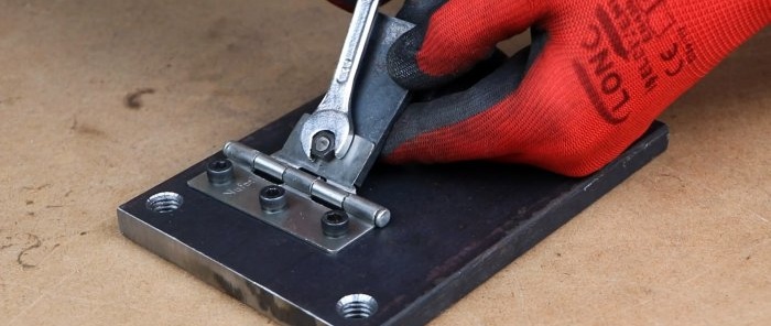 2 simple and useful homemade attachments for an angle grinder