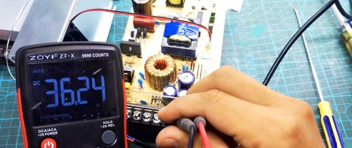 How to change the output voltage of a switching power supply