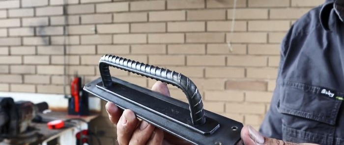 How to make a loft-style door handle from steel strips and a piece of reinforcement